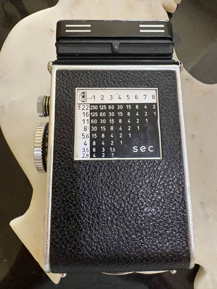 Vintage Rolleiflex 3.5 E/3 TLR Medium Format Film Camera