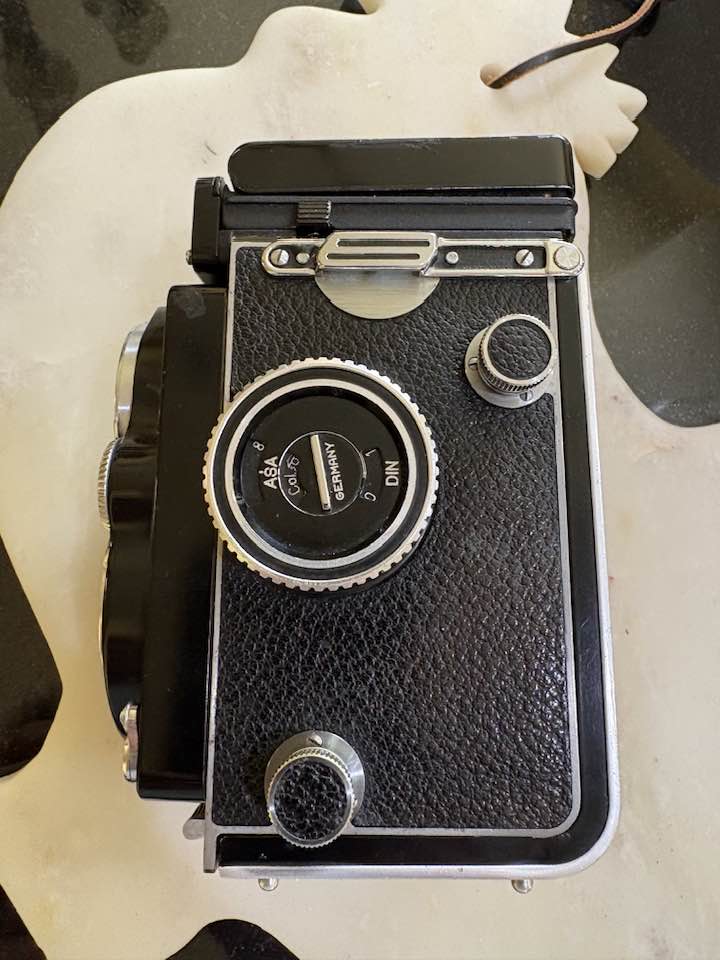 Vintage Rolleiflex 3.5 E/3 TLR Medium Format Film Camera
