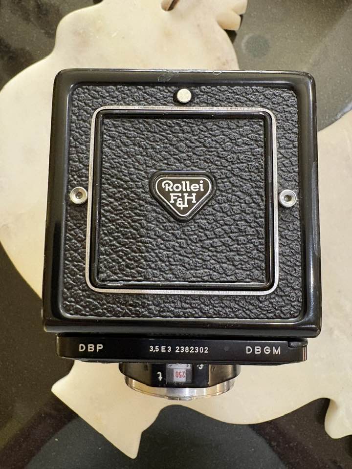 Vintage Rolleiflex 3.5 E/3 TLR Medium Format Film Camera